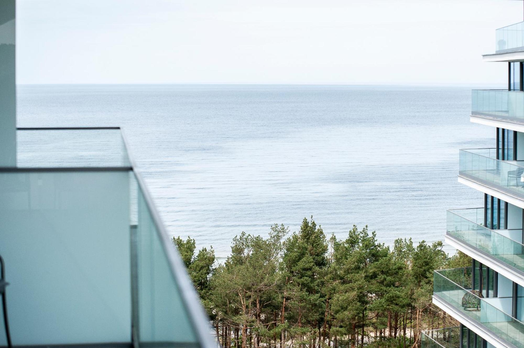 Wave Panorama 8Th Floor Sea View Apartment Miedzyzdroje Exterior photo