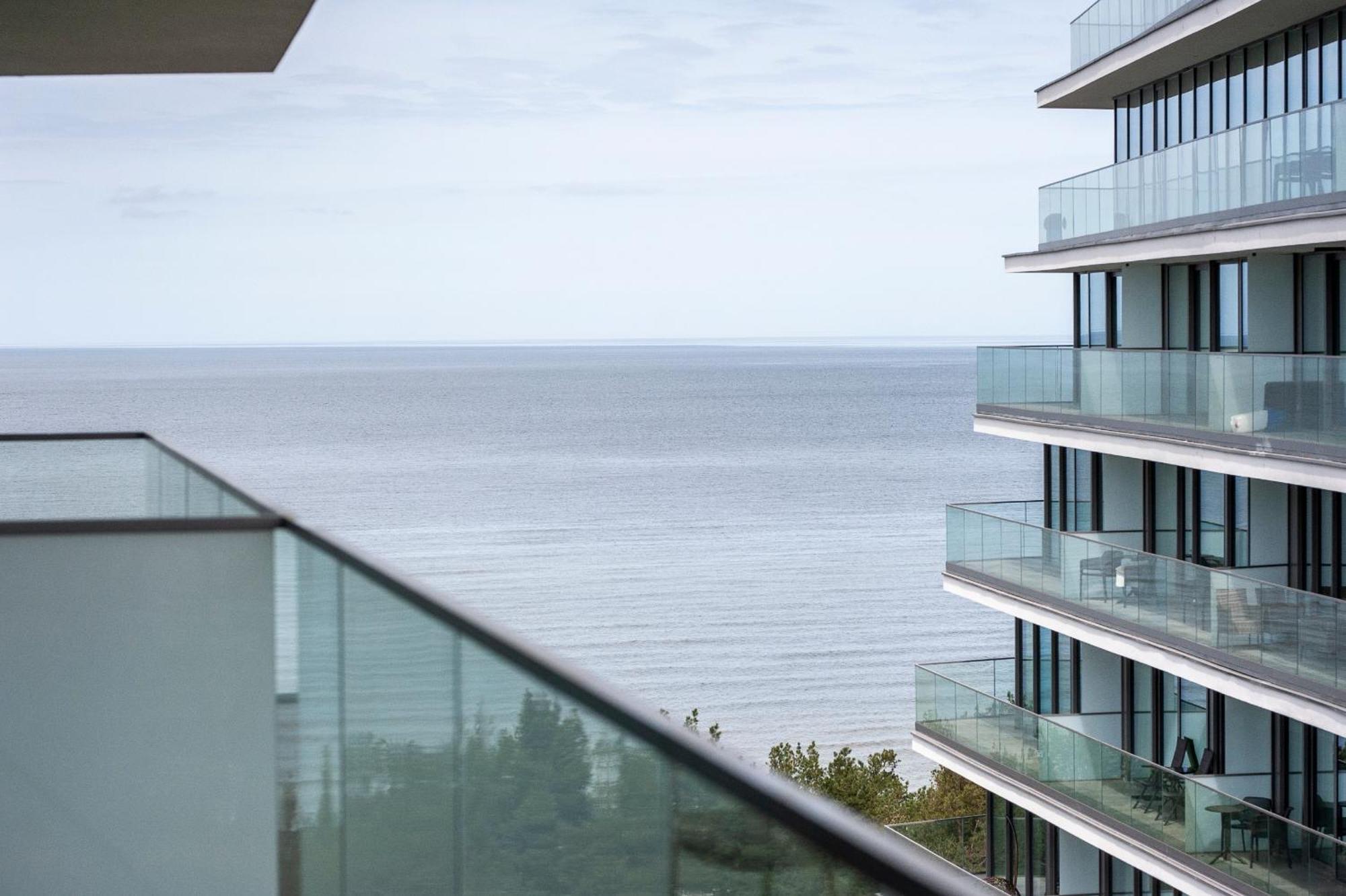 Wave Panorama 8Th Floor Sea View Apartment Miedzyzdroje Exterior photo